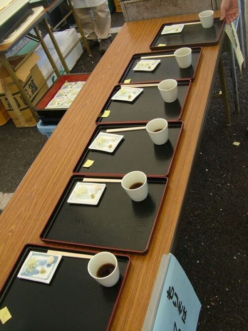 スタンバイされているお盆