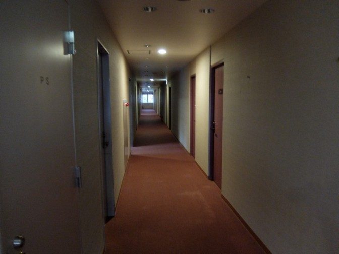 宿泊フロアの廊下
