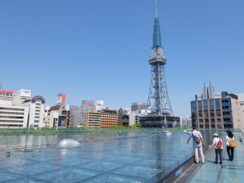 水の宇宙船から名古屋テレビ塔