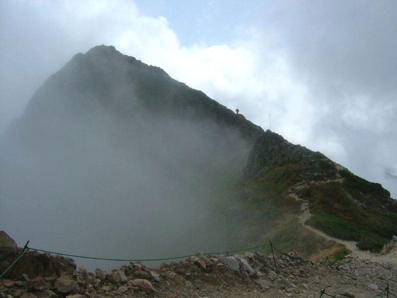 唐松岳から五竜岳に向かう稜線