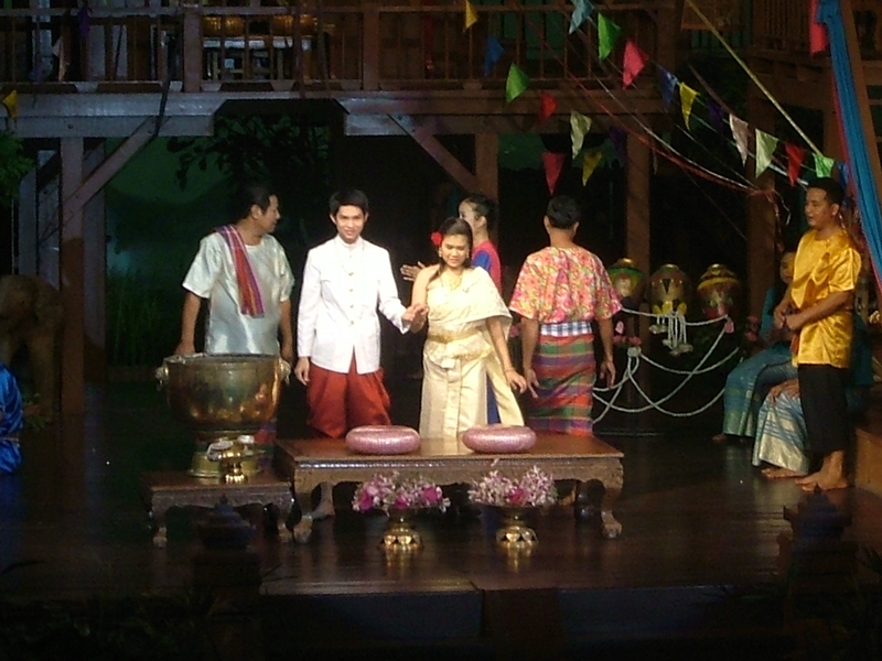 タイの伝統的結婚式1