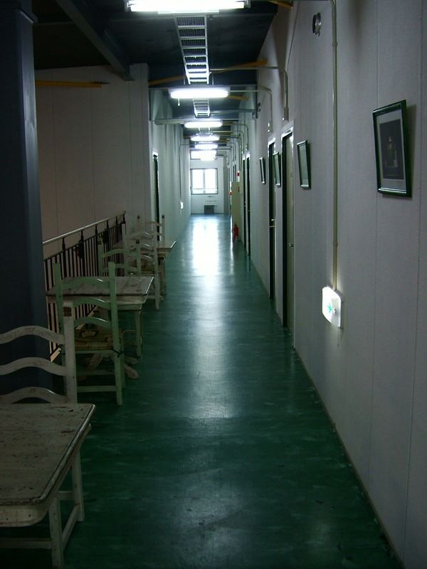 部屋に通じる廊下
