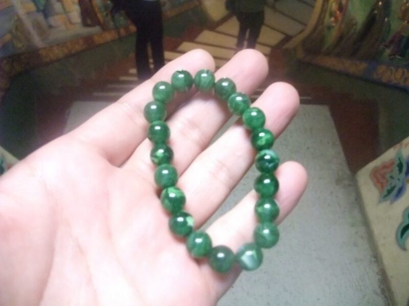 緑色の数珠
