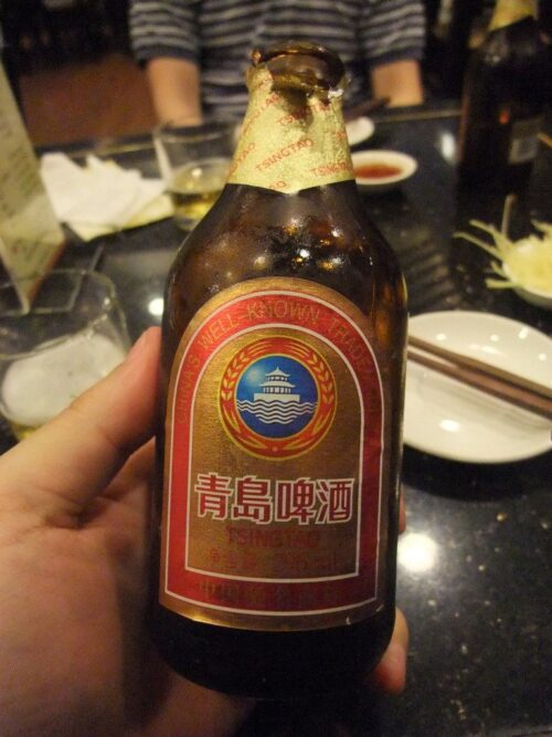 見慣れない青島ビールのラベル