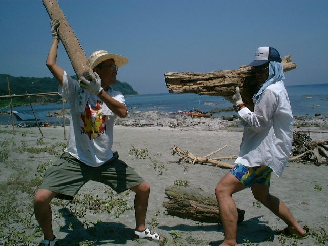 格闘!しうめえVSおかでん