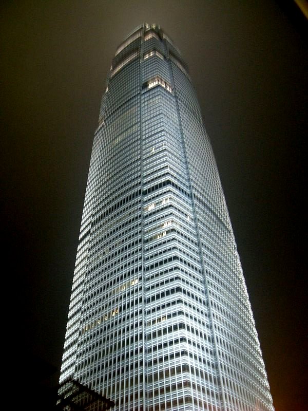 香港版バベルの塔