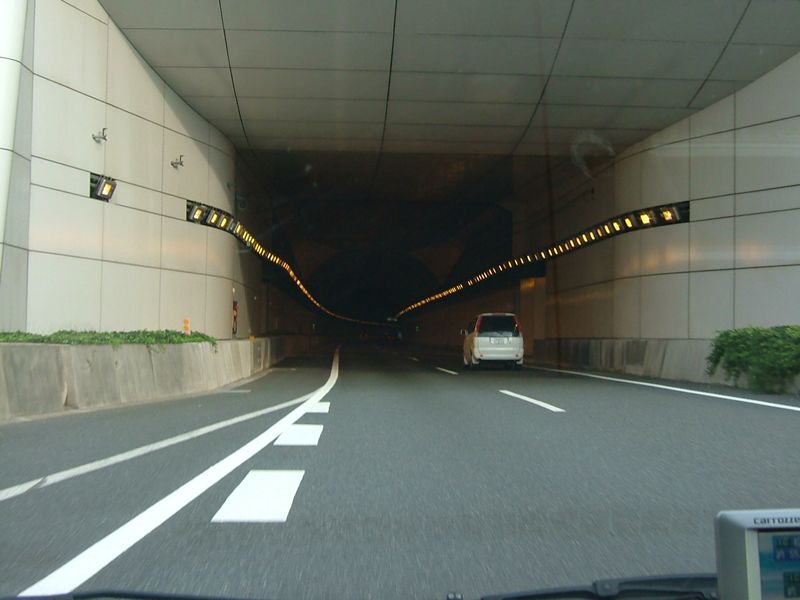 さあ、トンネル