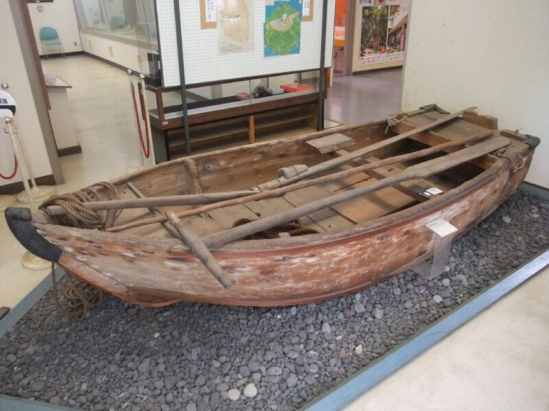 伊豆大島で使われていた船