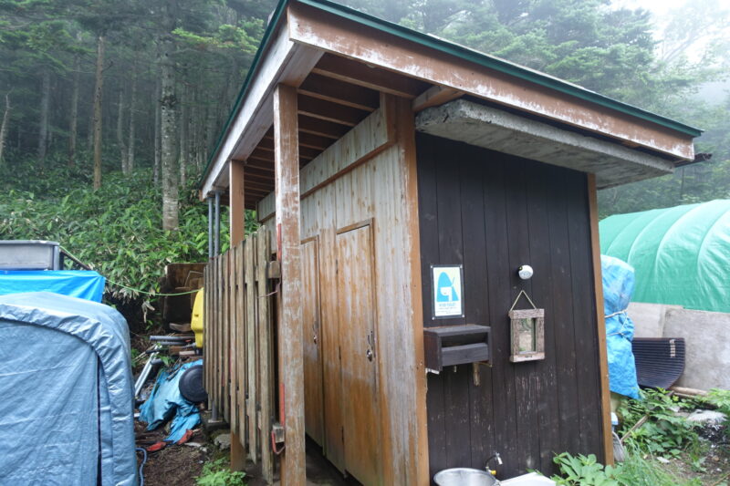 焼岳小屋トイレ