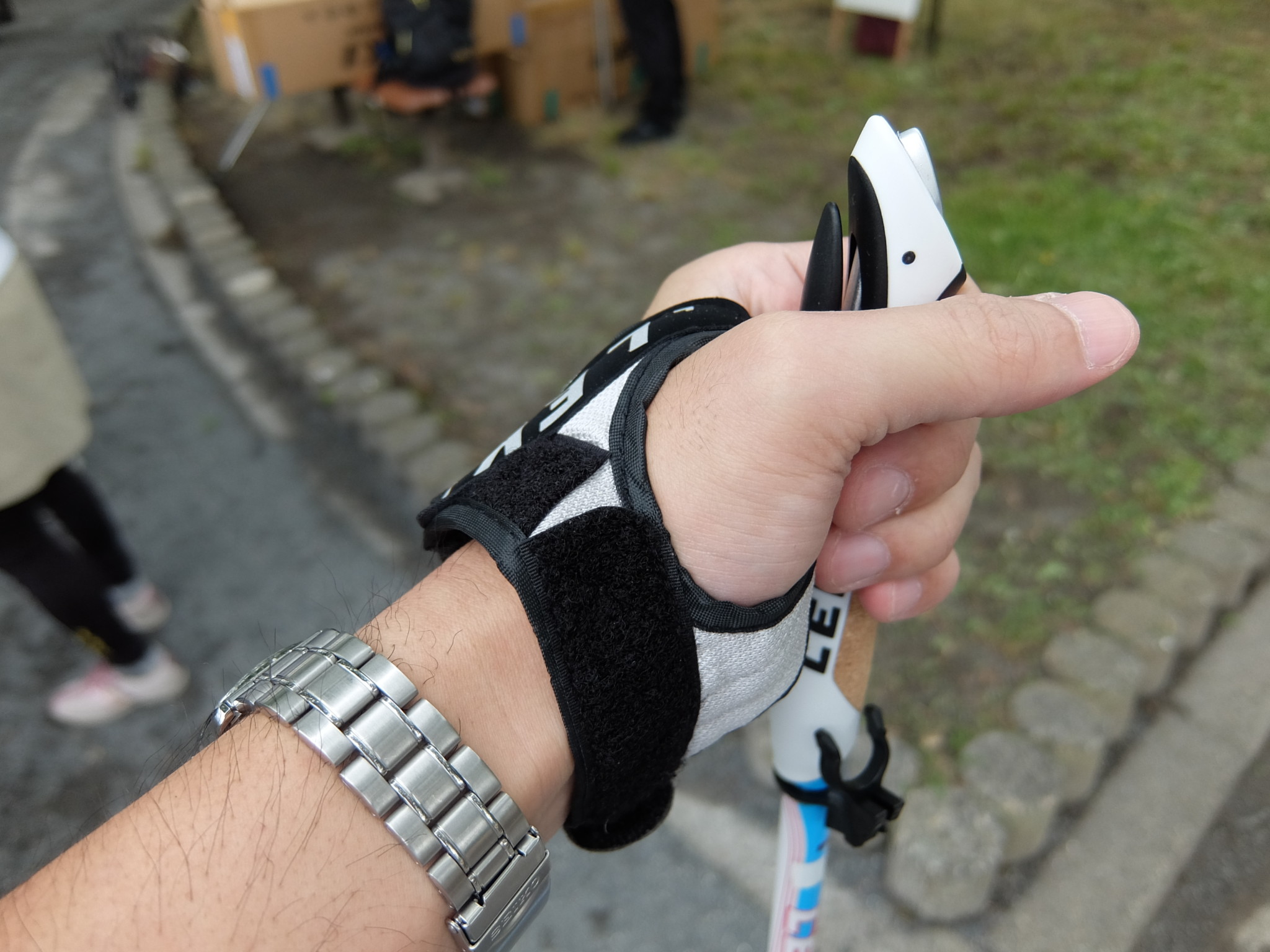 ノルディックウォーキング初体験 アワレみ隊OnTheWeb